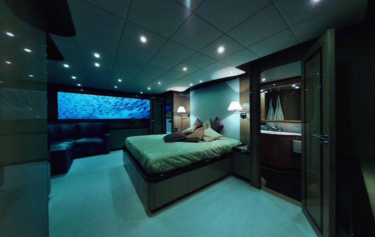 由Oliver遊艇旅遊公司推出的潛水艇飯店，相當具創意巧思 (圖片來源／Lovers Deep Submarine)