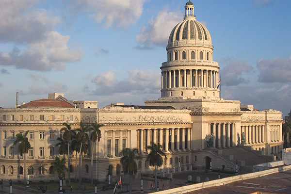 哈瓦那國會大廈 (圖片來源／Wikipedia)
