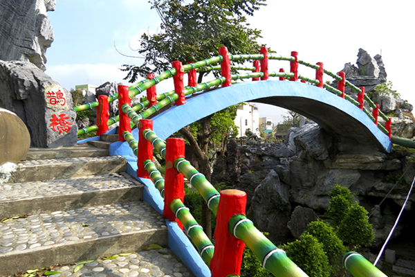 五年千歲公園 – 鵲橋 (圖片來源／馬鳴山鎮安宮)