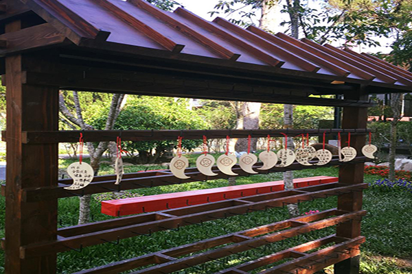 鳥居Torii內充滿日本祈福文化與風情