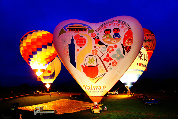 台灣國際熱氣球嘉年華每年光雕音樂會是重頭戲之一