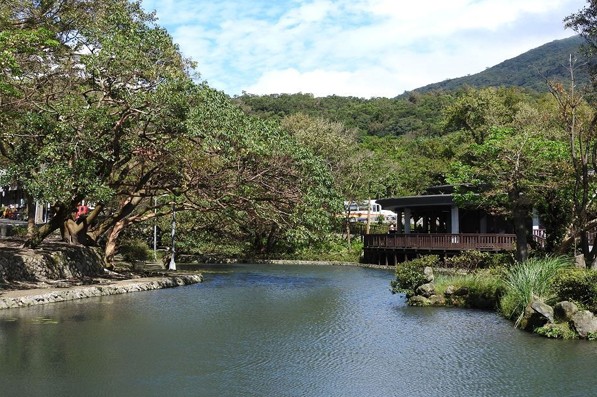 前山公園陽明湖美景重現。