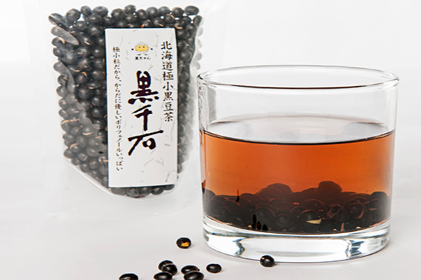 北海道極小粒黒豆茶 (圖片來源／ハマナス健康俱樂部)