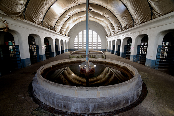 台北機廠古羅馬風格的大浴池 (圖片來源／Wikipedia)