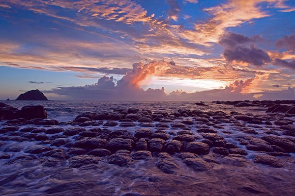 基隆的豆腐岩是攝影熱拍景點 (圖／和平島海角樂園)