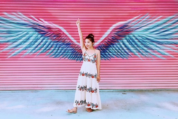少女們必拍的粉紅天使翅膀。(圖 /  bbqwert00)