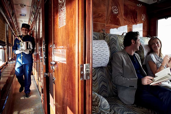 每個搭乘東方快車的旅客都可以享受專人的極致服務（圖／Orient-Express）