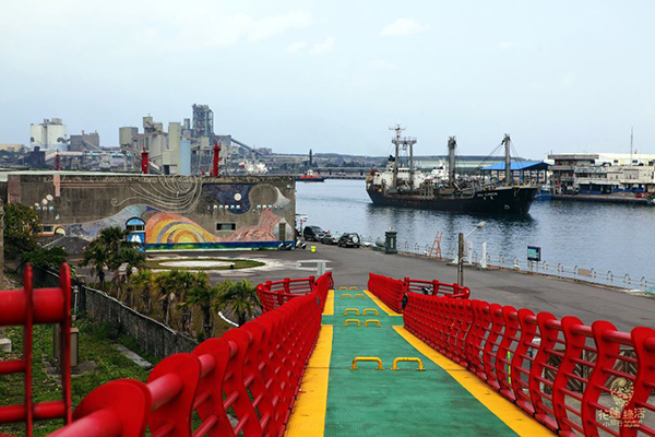 花蓮港景觀橋 (圖／花蓮市公所)