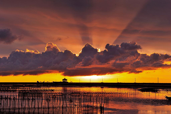 夏天就是要拍火燒雲  台南十大夕陽景點