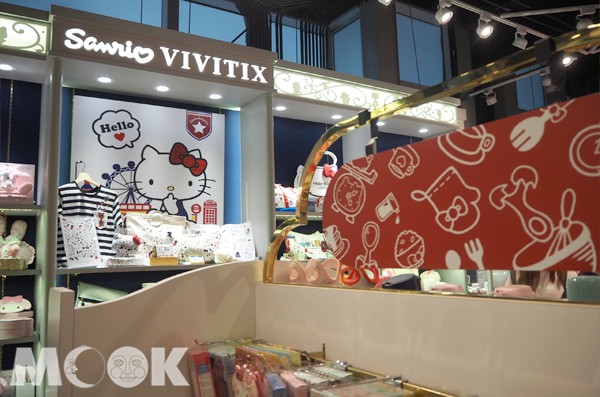 VIVITAX專賣店內除了一般的文具、生活雜貨，也販售許多已成熟女性為導向設計的系列商品。(攝影／MOOK景點家張盈盈)