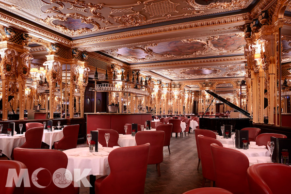 Oscar Wilde Bar(圖/HOTEL CAFÉ ROYAL)