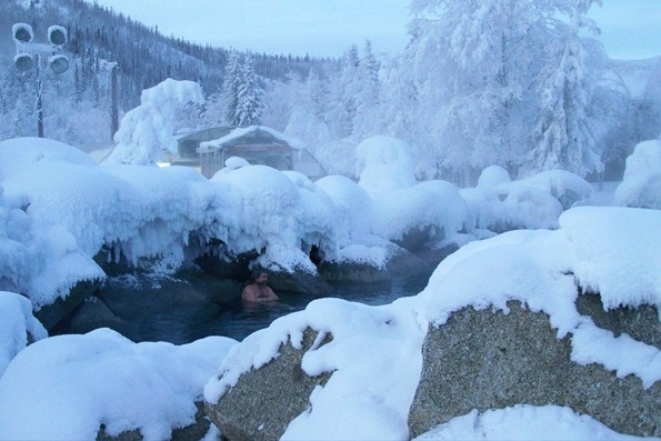 珍娜溫泉下雪時的美景。(圖／珍娜溫泉渡假村)