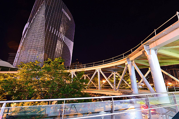 暐順經貿大樓是新竹唯一與高鐵共構的複合式商業大樓 (圖／暐順經貿大樓)