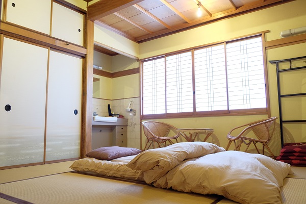 侍御宿內部也保留日本傳統和式的樣貌讓人感到十分道地（圖／KANAGAWA）