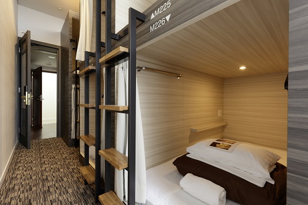 WeBase KAMAKURA旅社房間乾淨簡約讓人住得舒適（圖／KANAGAWA）