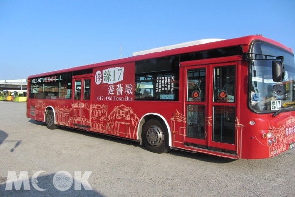 以綠17路改造，帶旅客暢遊龍山寺、西門町、迪化街等懷舊復古老景點（圖／台北市政府觀光傳播局）