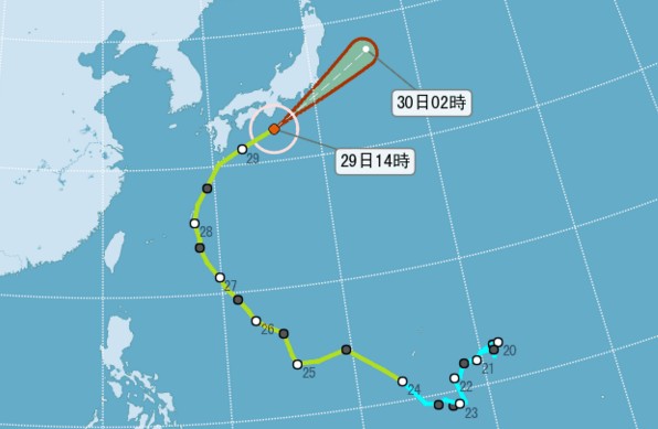 蘇拉颱風北上影響日本天氣並造成災情。(圖／中央氣象局)