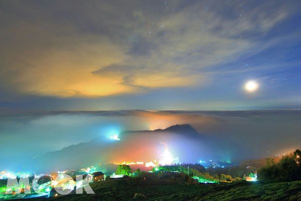 頂石棹琉璃光、雲瀑 (圖片提供／歡喜太極)