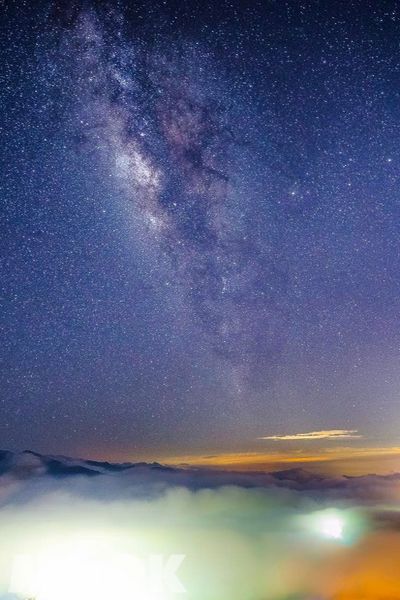 頂石棹琉璃光、雲瀑、銀河 (圖片提供／hansen.liu)
