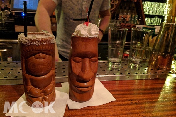 Honi Honi Tiki酒廊提供的飲品別有風格，是夜晚前去小酌的最佳首選（圖片提供／TripAdvisor）