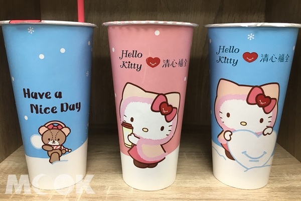 清心福全因著天氣漸冷，與Hello Kitty合作再推第二波多款不同樣貌的暖冬版杯裝（圖／Kelly）