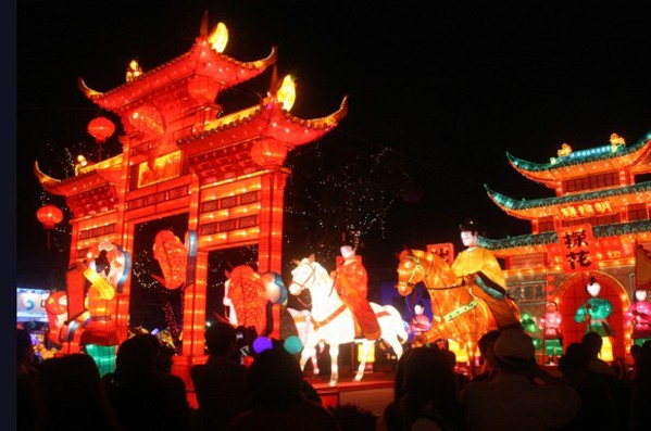 2018台灣燈會作品也會展現台灣在地風俗民情。