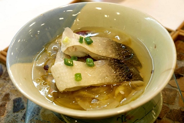 虱目魚料理是台南著名的美食之一，冬日來碗薑絲虱目魚湯更是溫暖心脾（圖／台南市政府觀光旅遊局）