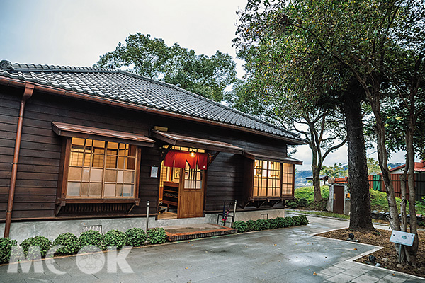 工藝交流館由於是從前郡守的官邸，格局要比壹號館來得大。