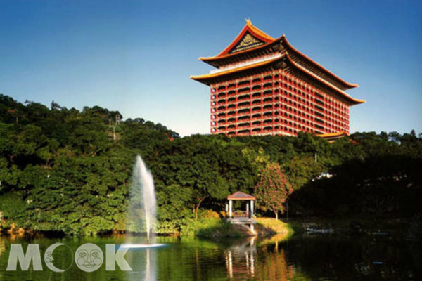 「台北圓山大飯店」以中國宮殿式建築風格打造, 帶有濃厚的文化氣息。（圖／樂天旅遊）