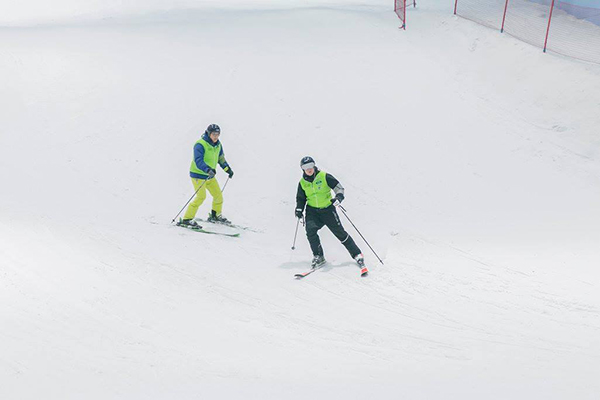 杜拜冰雪世界是中東地區第一個全年營運的室內滑雪度假村 (圖／Ski Dubai)