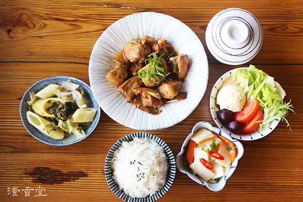 澄香堂餐廳是全台首家結合沉香與日式造景的景觀餐廳