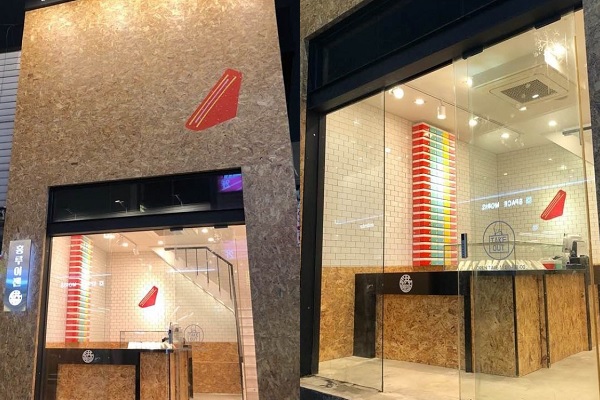 台灣洪瑞珍三明治進軍韓國設立分店，外觀可愛的裝潢吸引許多韓國人朝聖。（圖／洪瑞珍三明治）