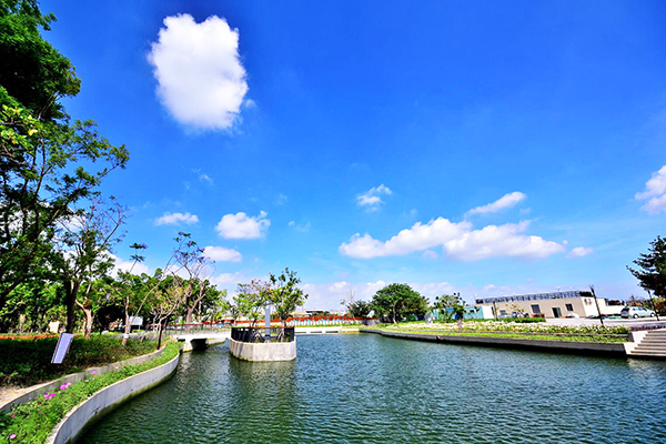 新的葫蘆墩公園結合花博的創意花卉 (圖／水利大臺中)