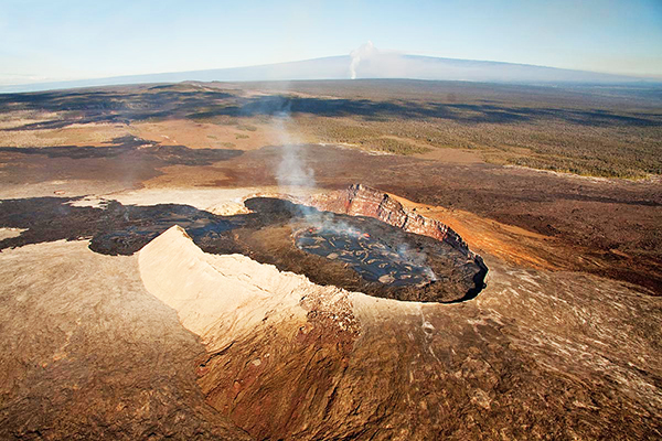 幾勞亞火山噴發 (圖／USGS Volcanoes)