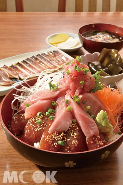 來到三崎絕對不能錯過令人驚艷的鮪魚料理。