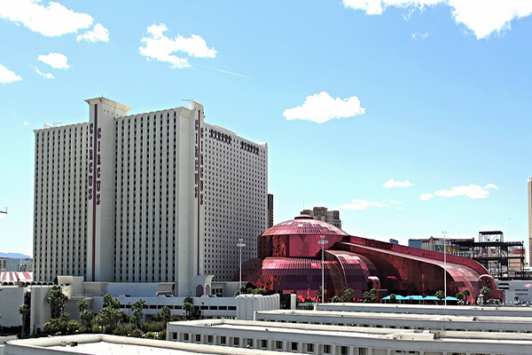 冒險巨蛋外觀 (圖／Circus Circus Las Vegas Hotel & Casino)