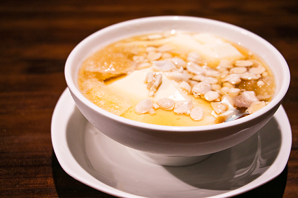 騷豆花招牌原味豆花 (圖／騷豆花，以下同)