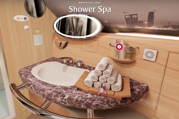 透過3D虛擬座艙系統，可感受A380機上淋浴水療室。
