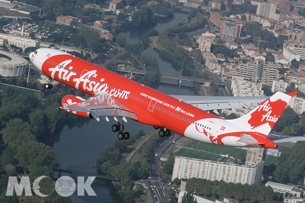 AirAsia連續十年獲得Skytrax世界最佳低成本航空獎。