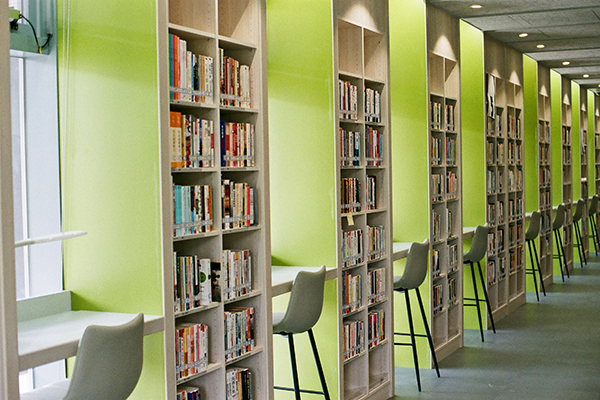 蘆洲仁愛智慧圖書館是新北第三座智慧圖書館