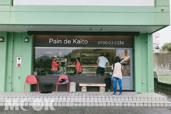 Pain de Kaito只要購買麵包就贈送免費咖啡(圖／ju.tsai)
