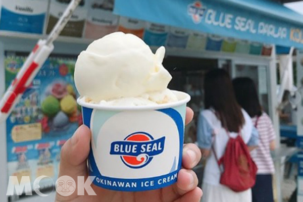 Blue Seal是沖繩最具代表性的連鎖冰淇淋(圖／vivien_onggg)