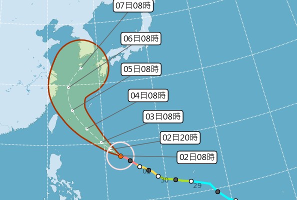 強烈颱風康芮週五最靠近台灣  是否發布海警成關鍵