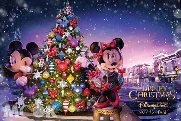香港迪士尼聖誕除夕派對，樂園將會飄下白雪，還有18公尺高的聖誕樹，超有聖誕佳節氣氛！