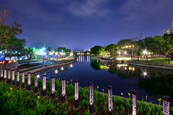 花博夜景太美！水岸延長開放時間另推星光票