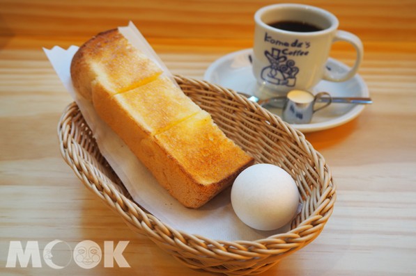 KOMEDA‘s Coffee招牌的早餐組合。