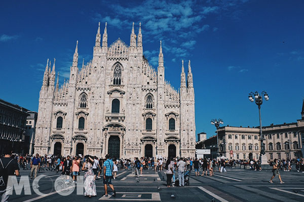 此教堂每年帶來的觀光人潮是義大利非常重要的觀光收入來源。  (圖／MOOK景點家莫菲)