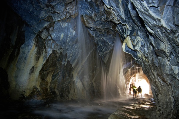 白楊步道近日重新開放，旅人們又能欣賞瀑布水濂洞的美景。 （圖／holidayssg）
