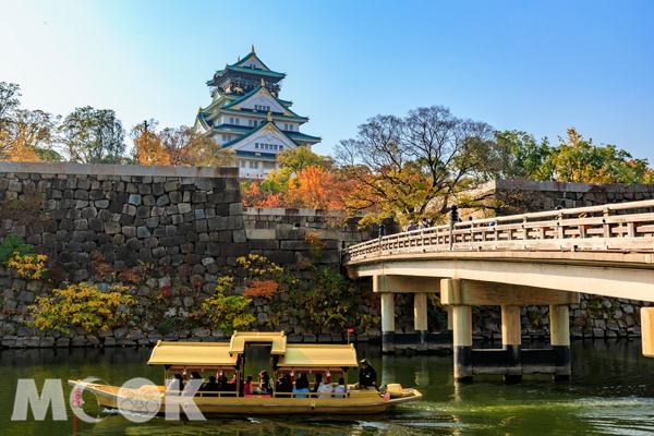 大阪城是個適合散步、欣賞自然景觀的熱門旅遊景點