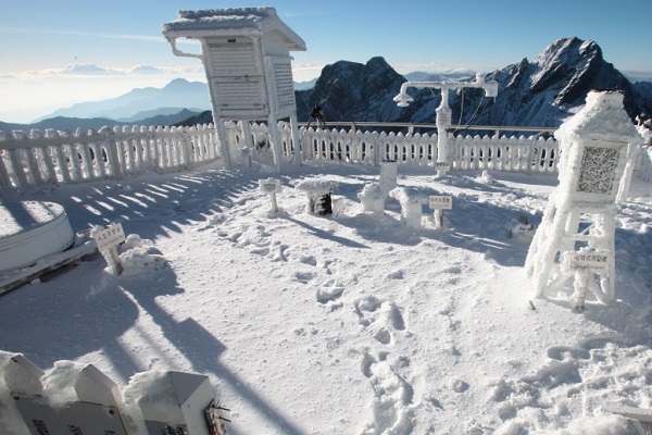 玉山氣象站雪景，此為資料照。（圖／中央氣象局）